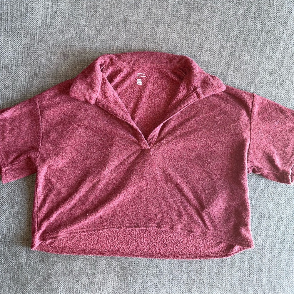 Cropped V-Neck Top